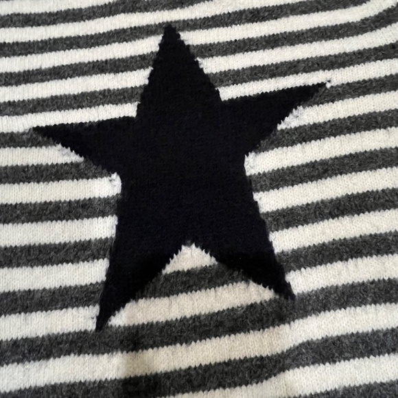 Freshman 1996 Black and White Star Striped Cropped Sweater Small - Picture 6 of 8